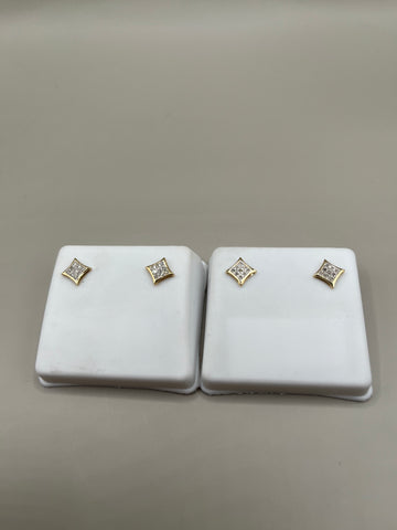 14k Diamond earrings